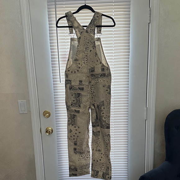 EUC Free People boyfriend printed bandana paisley overalls sz XS - Picture 7 of 10